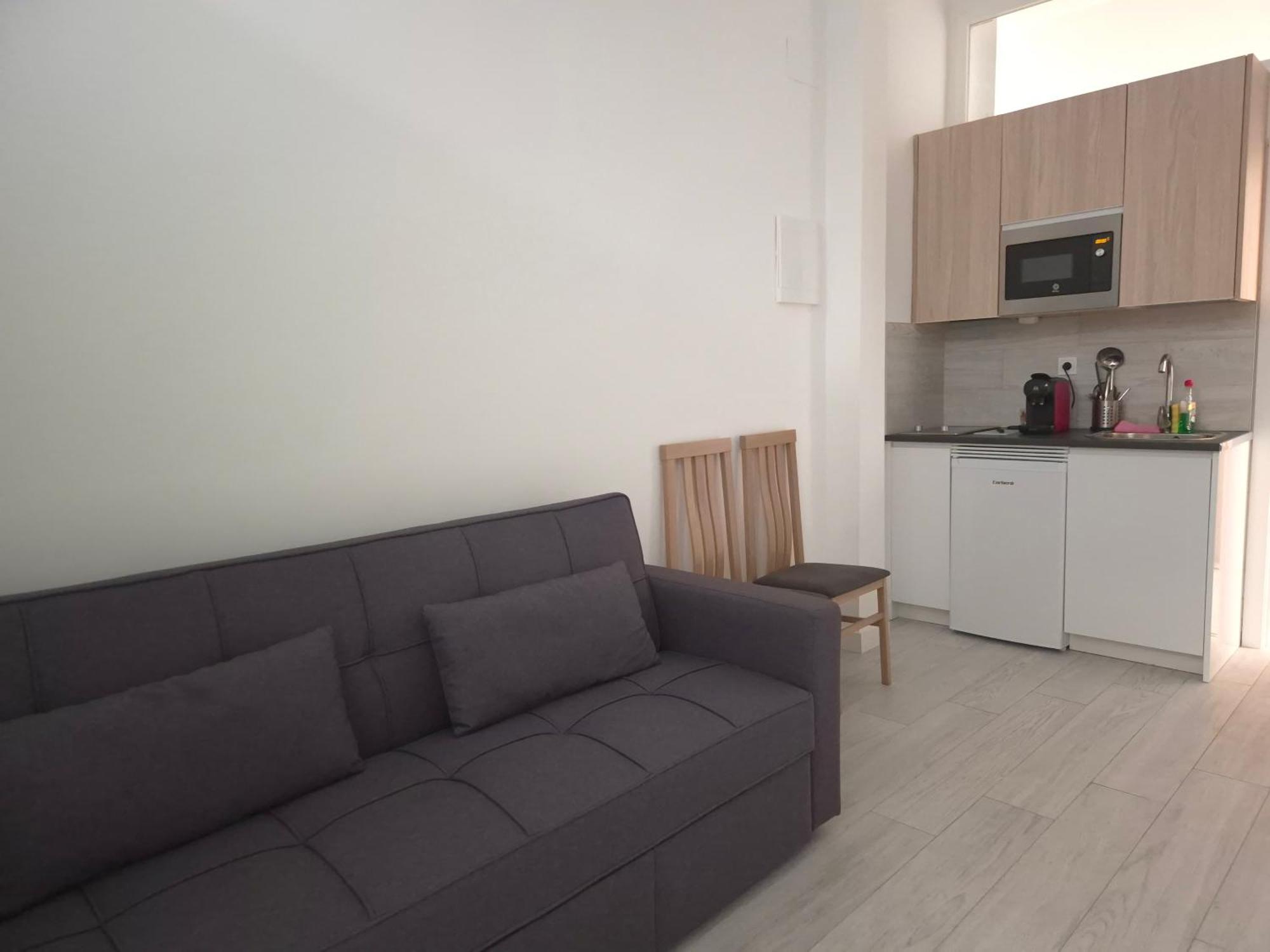 Suites Recien Reformadas Vista Alegre Madrid Esterno foto