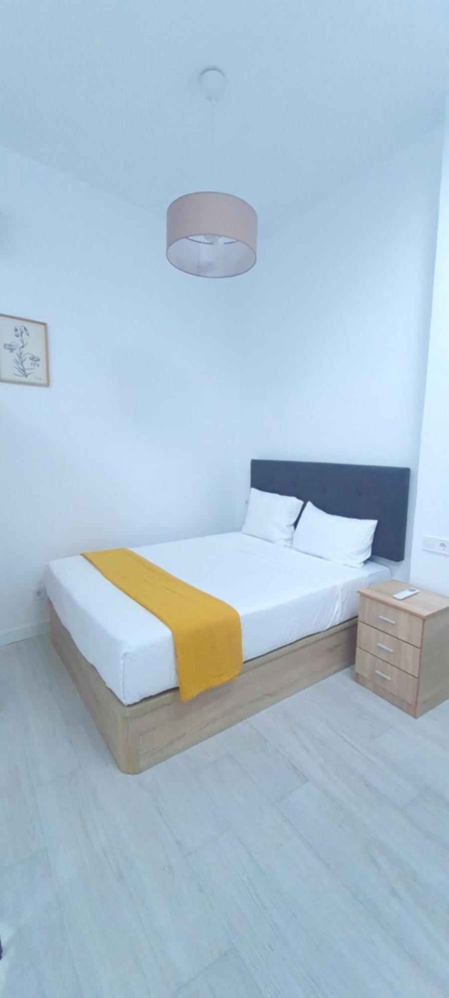 Suites Recien Reformadas Vista Alegre Madrid Esterno foto